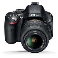 Nikon D5100 + 18-55 VR Kit 
